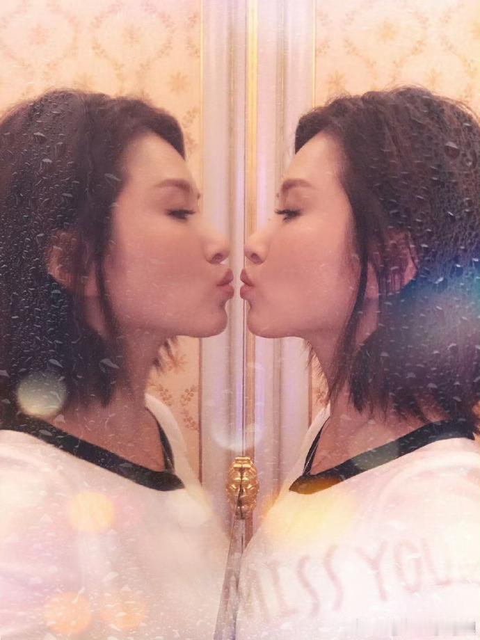 徐洁儿可以去演水仙了徐洁儿姬圈天菜真的是觉得咱们的徐洁儿可以去演水仙了呀，看到