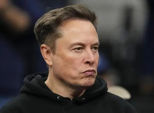 #马斯克旗下X平台法国办公室遭搜查#【马斯克旗下社交平台X法国办公室遭搜查】2