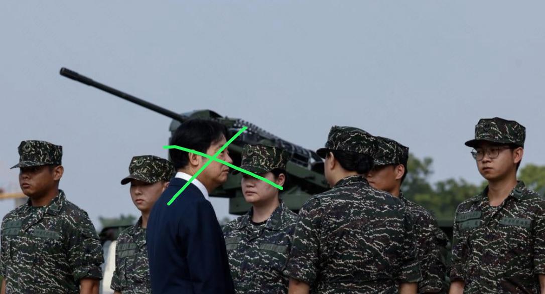 随着两岸军事差距的持续扩大，“台军”的士气正在逐渐瓦解崩溃。台湾省25%的“