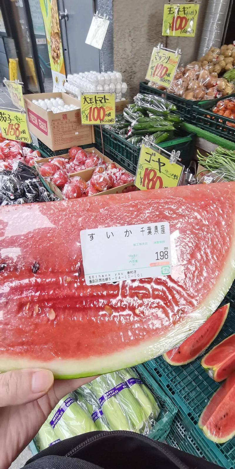 日本西瓜这么贵为什么不把中国的西瓜进口到日本？这是网上的一个问题。但我想说，难以