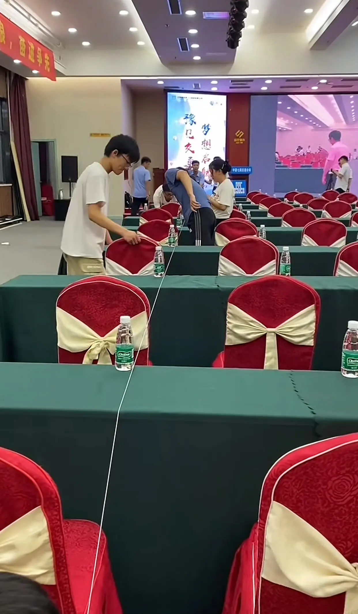 从小培养尖端人才，好样的