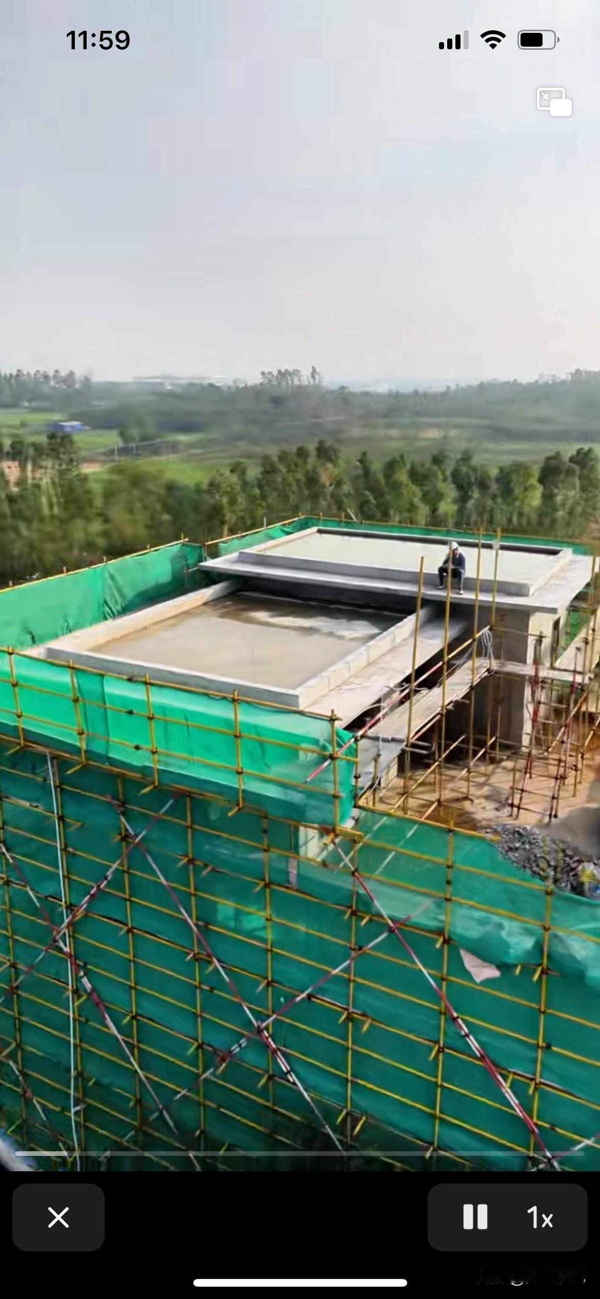 这是见过唯一一次没有搬进去住，就打扫得干干净净的房子，全红婵家的房子还没有住人，