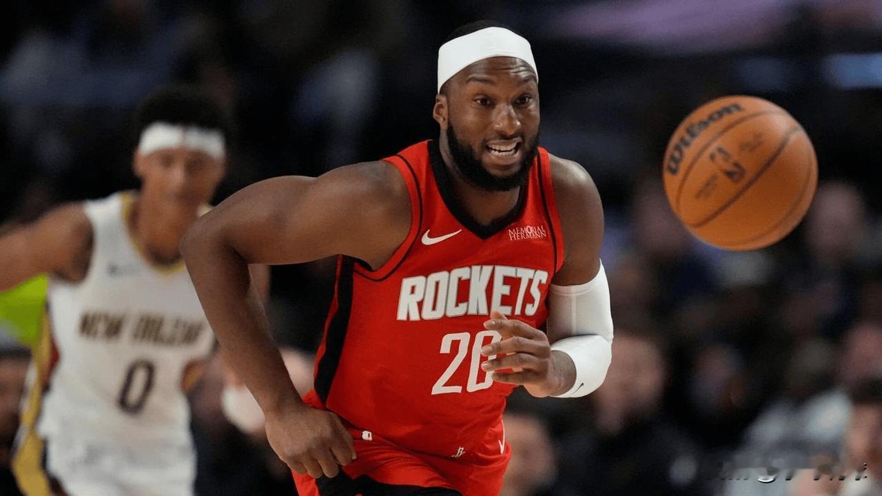 火箭现在最大的问题就是首发第五人，奥科吉只是一个假首发，进攻端对球队的作用非常有