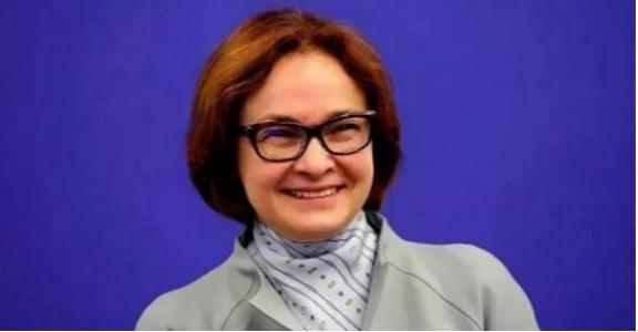 普京背后高人终于浮出水面，俄罗斯能坚持这么久，有人说是中国、伊朗支持，其实都不是