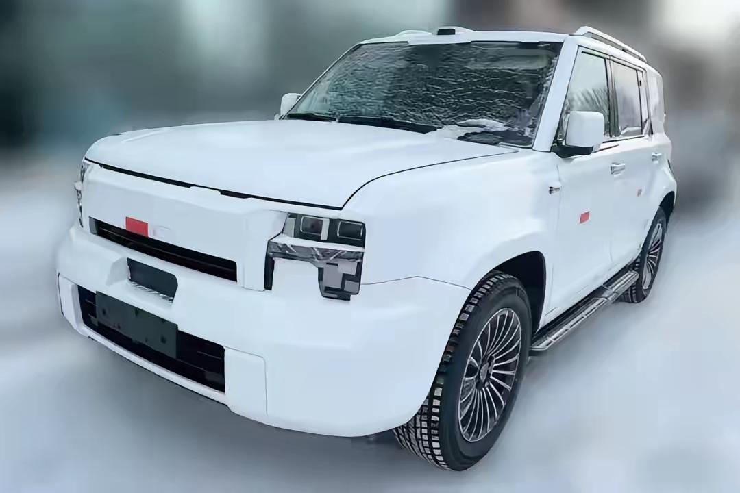 哈弗h9作为国产最先崛起的硬派越野，二代车型性价比很高的。不过接下来的操作你要期