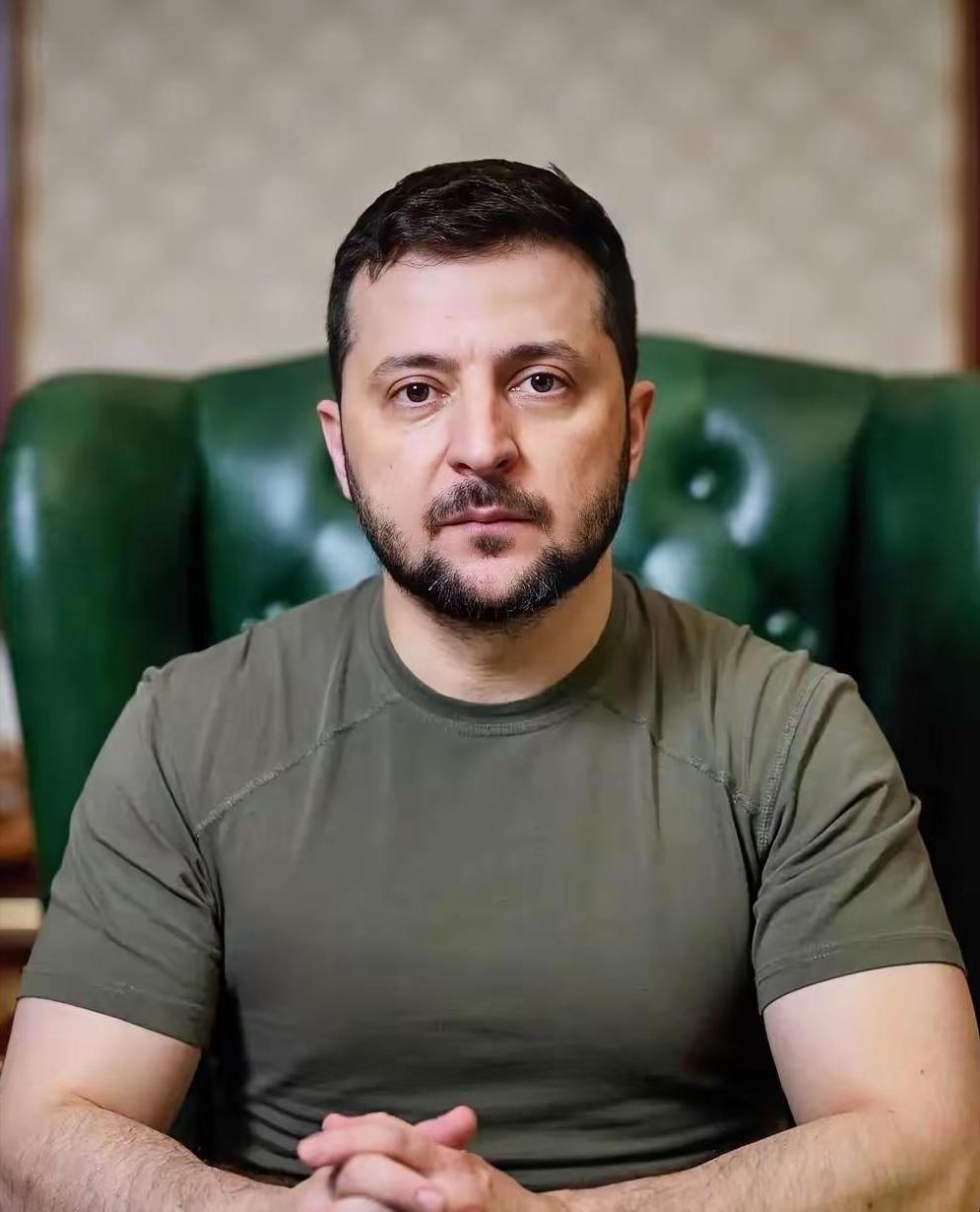 泽连斯基愤怒了！在12月14日·，泽连斯基在接受采访的时候，对欧盟积攒已久的怨气