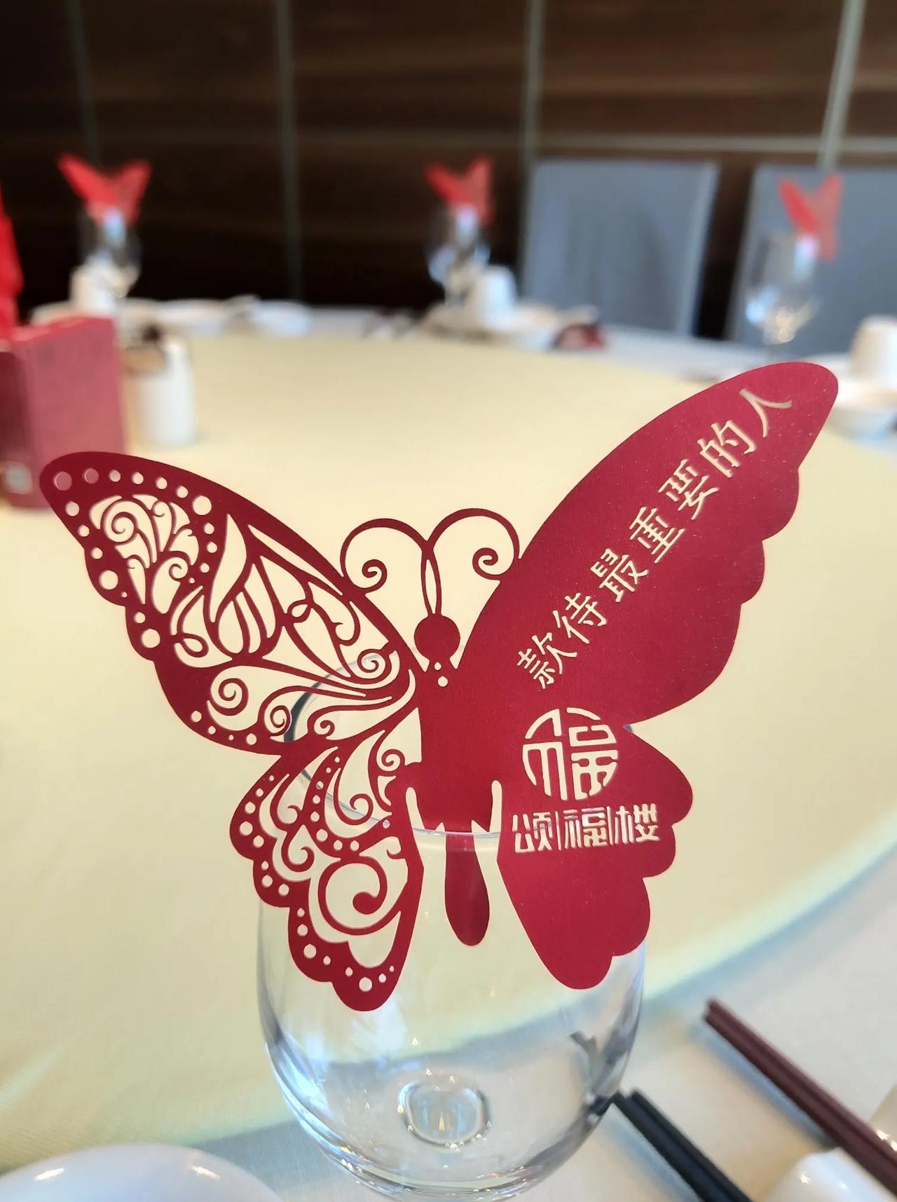 原来过生日也可以这么卷，情绪价值飞上了天。女儿要给我过生日，跟我说啥也别问，