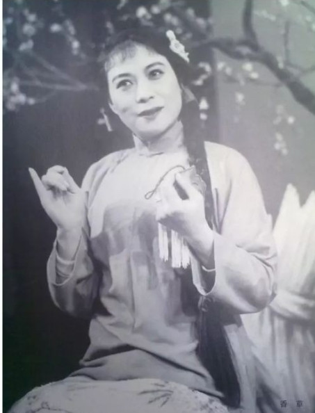 1967年，北京某医院，一女人躺在冰冷的走廊上，挣扎了整整两天才咽下最后一口气。