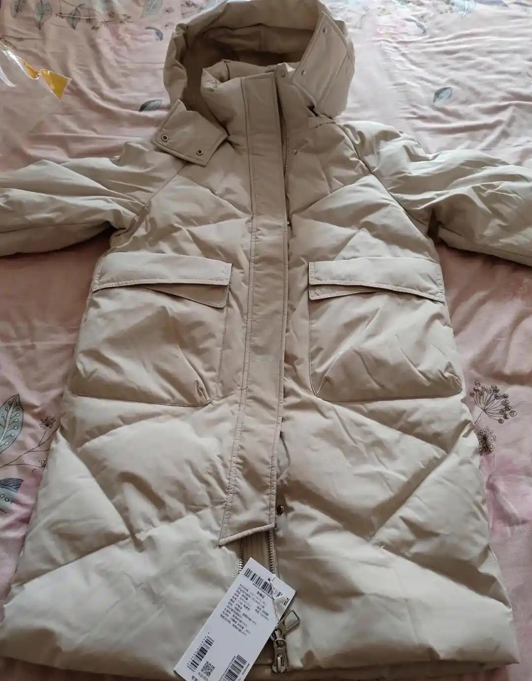 今年的羽绒服设计师，是把消费者当冤大头宰吗？合着我们都不用挤公交地铁、不用吃火