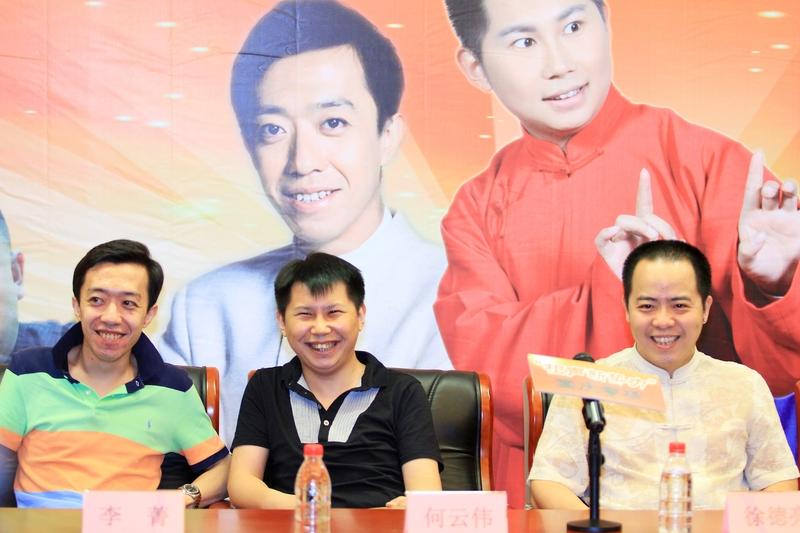 最近，曲艺圈被一个犀利问题搅得沸沸扬扬：“一个人能在相声界叫出两声师父，算不算违