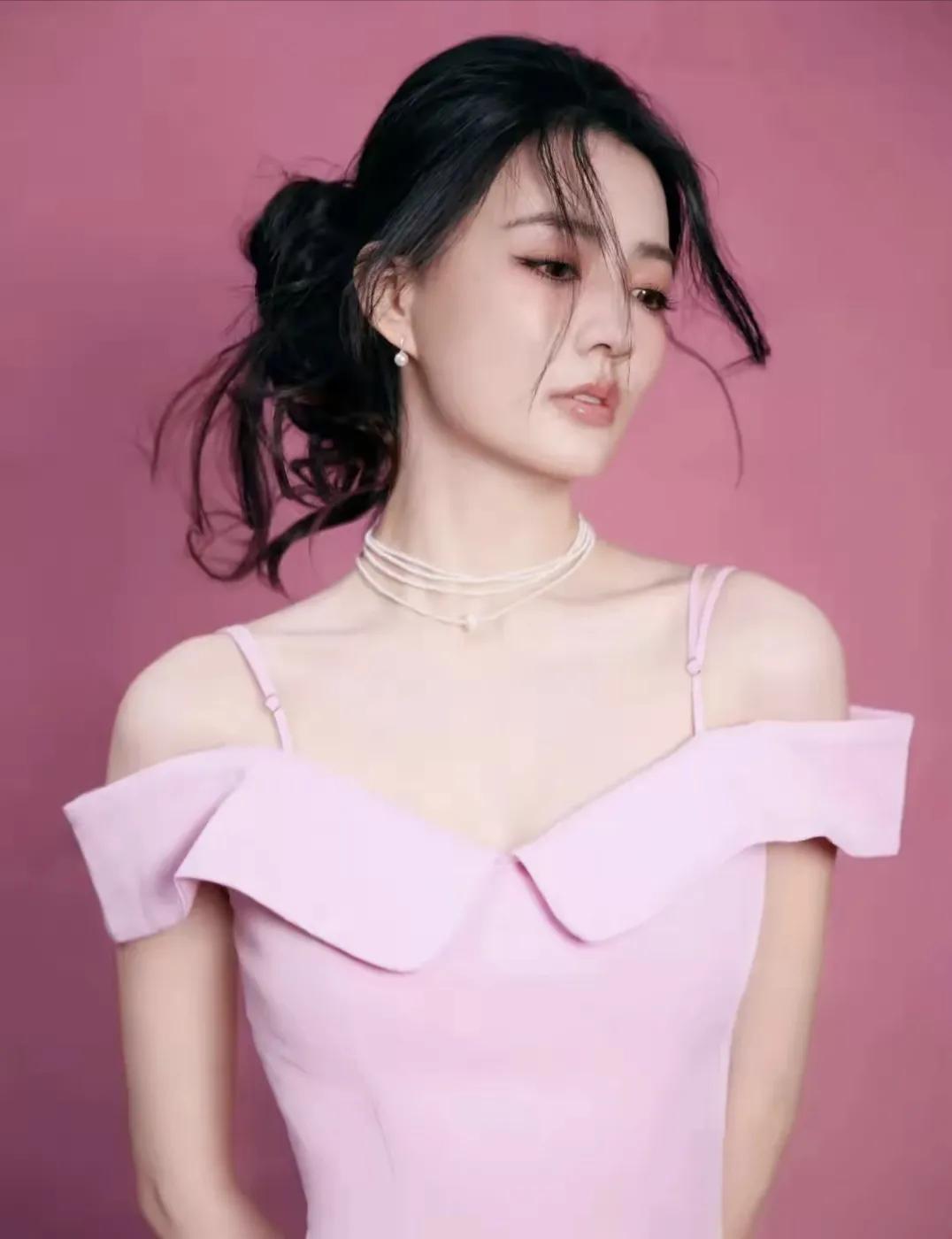 徐璐美图分享徐璐写真照徐璐写真王子文红毯造型王子文壁纸乔任梁吴永恩徐