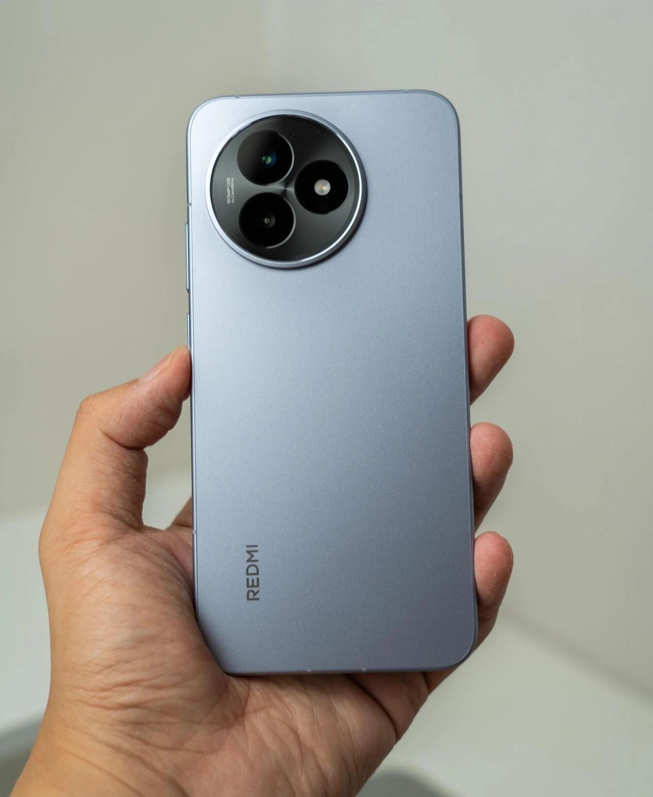 Redmi红米K80至尊版真实体验：配置强到没对手Redmi红米今年确实听劝，R