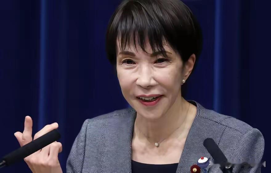 日本消息！高市早苗昨天（12月17日）在新闻记者会上表示：“中国是日本的重要邻