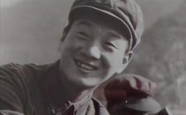 79年对越战争，入伍52天的新兵唐立忠荣获一等功，后来是何军衔？当战火在边境