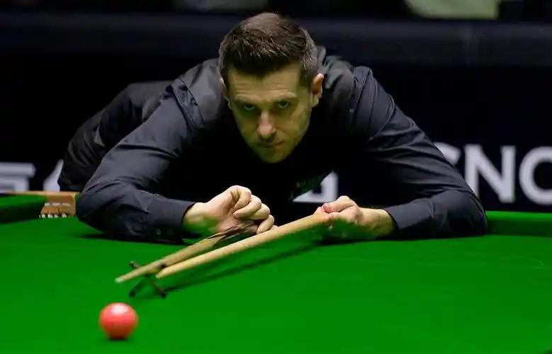 斯诺克英国锦标赛决赛，塞尔比4-0领先特鲁姆普北京时间12月7日晚上，2025