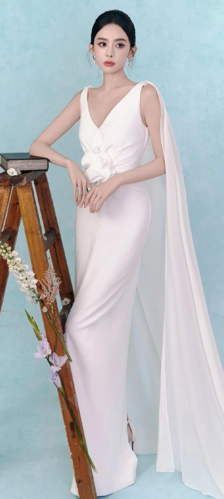 古力娜扎是你心中的女神吗？内娱谁最美古力娜扎分享唯美照片