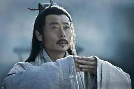 公元前197年，留侯张良正在府中静坐，这时下人禀报吕后微服来访。张良心中一惊：“