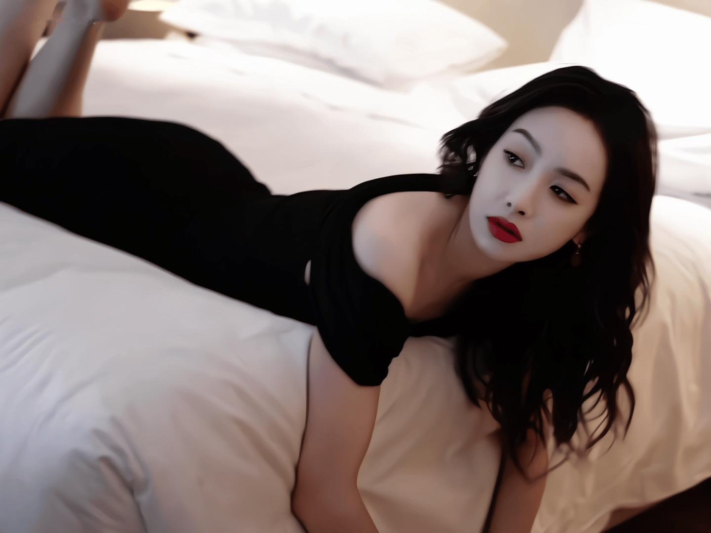宋茜的一些美臀图真是凹凸有致，爱了爱了​​​