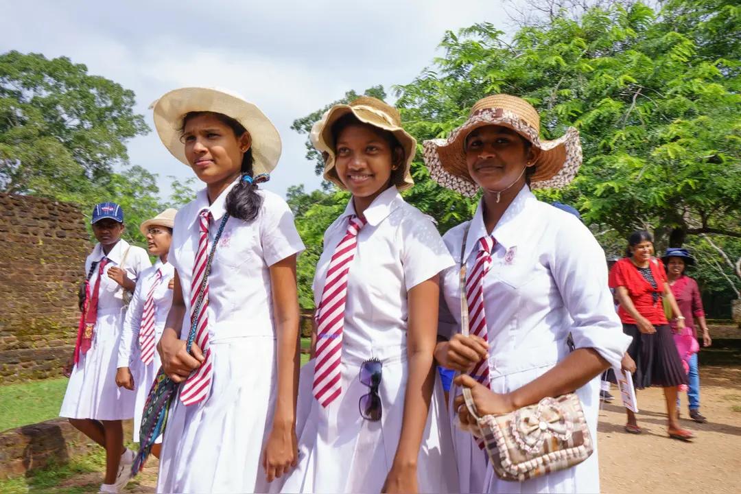 僧伽罗语是哪国语言？两个“倒霉蛋”报考云南大学，调剂到僧伽罗语专业。失落之余，
