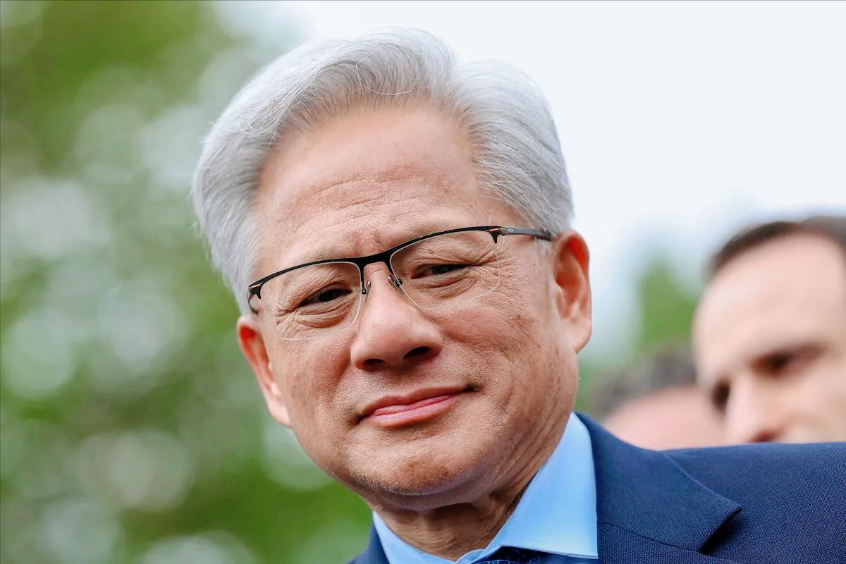 9月29日，特朗普在白宫召集美国科技巨头开会，主题是人工智能，AI需要大跃进，但