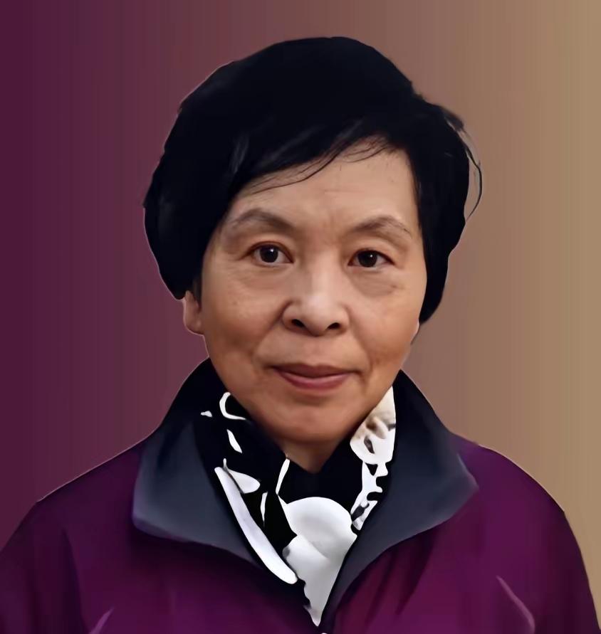 中国航天领域的先驱科学家，国际宇航科学院院士。曾荣获国际宇航科学界最高荣誉之一“