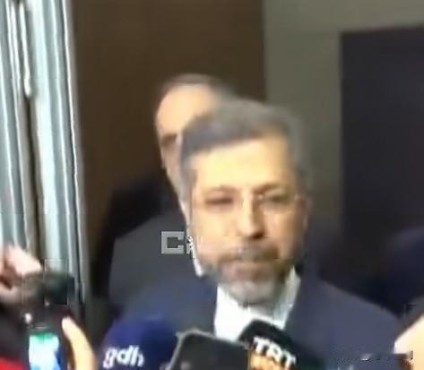 伊朗外交部副部长赛义德·哈提卜扎德：“特朗普总统表示，如果周三谈不拢那就要重新