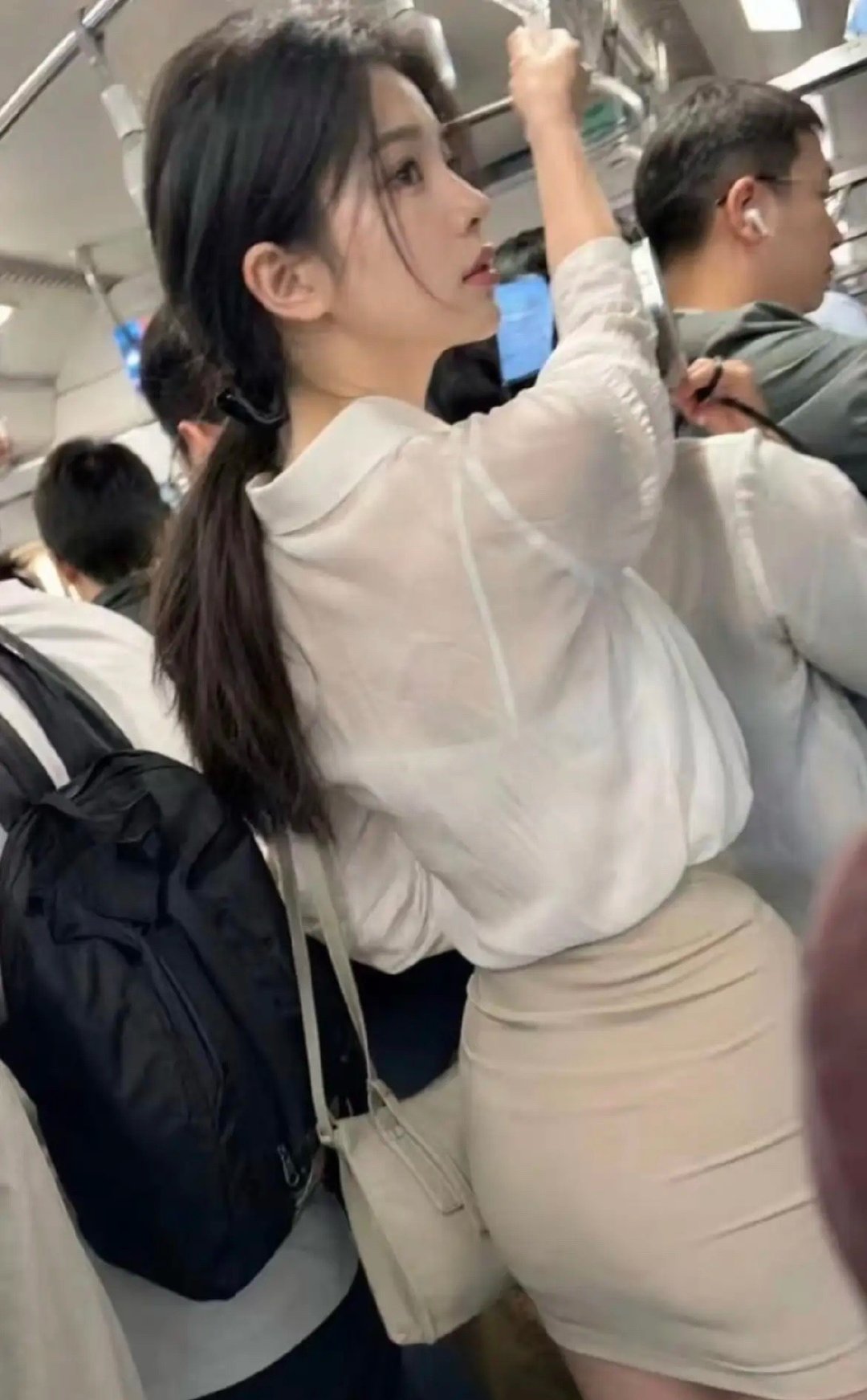 她俩是同一个人吗？