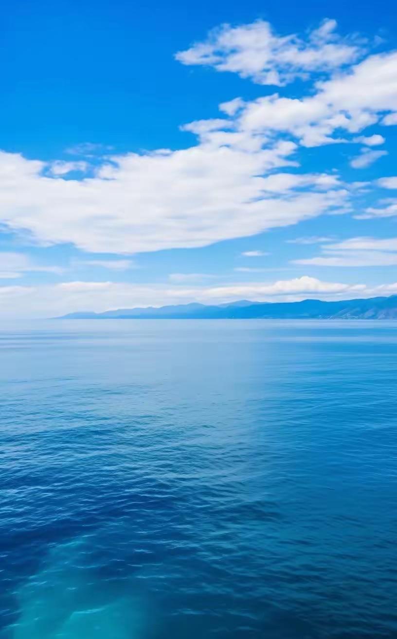 真正厉害的人，是那种平时不显山不露水不合群，但需要他上场的时候，他一点都不怯场，
