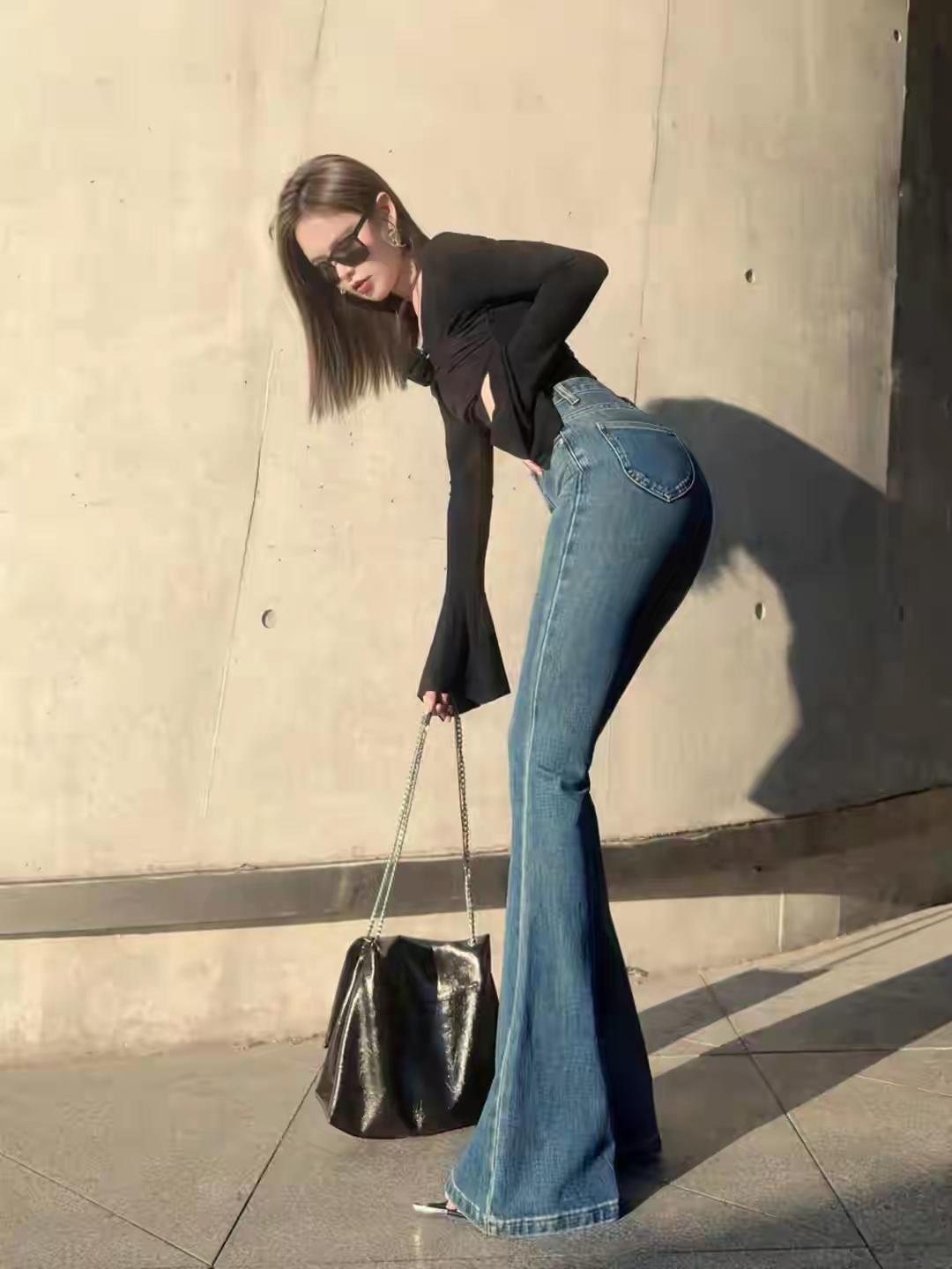 牛仔裤穿搭，顶级身材，太棒了穿搭牛仔裤穿搭之美性感紧身牛仔裤