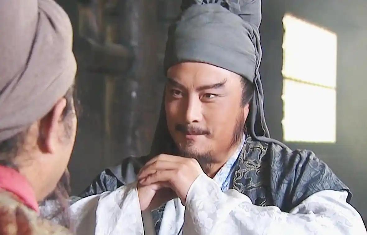 水浒中，卢俊义是个可有可无的人物。梁山受招安后的故事都是胡扯，狗尾续貂而已。