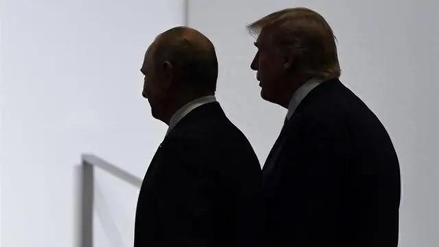 他们说支持乌克兰的都亲美，可现在支持乌克兰的人都在骂美国，支持俄罗斯的反倒觉得美