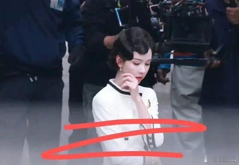 九重天陈都灵路透超绝破碎感​​​