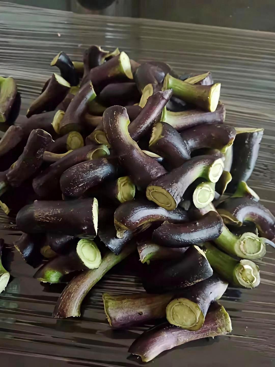 就爱吃茄子的这一部分
