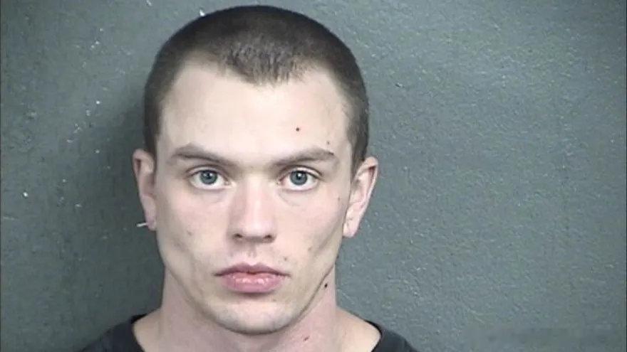 美国民警卫队士兵因企图向俄罗斯提供军用无线电被起诉---美国司法部宣布，本周一名