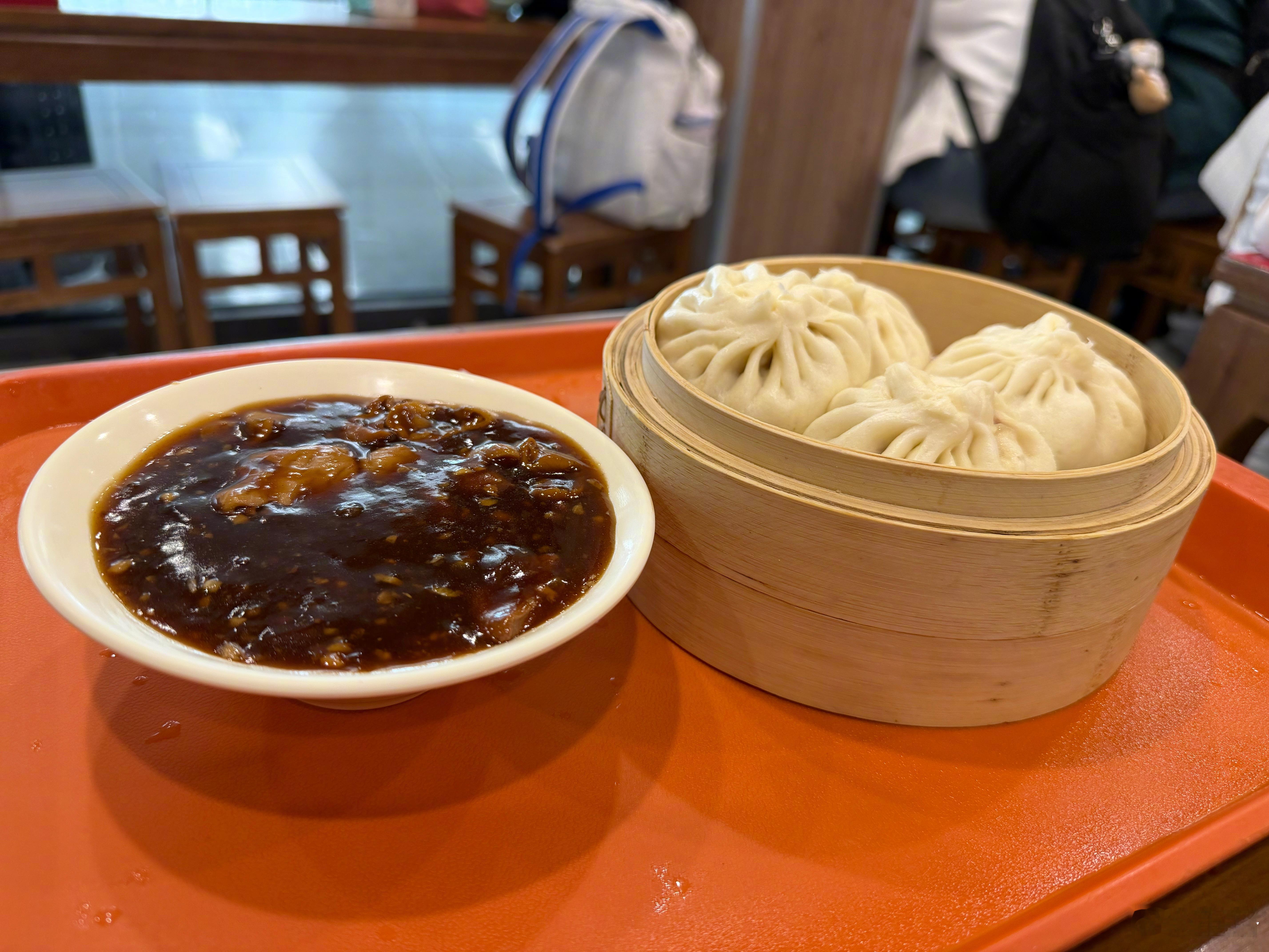 “全都是泡沫……”