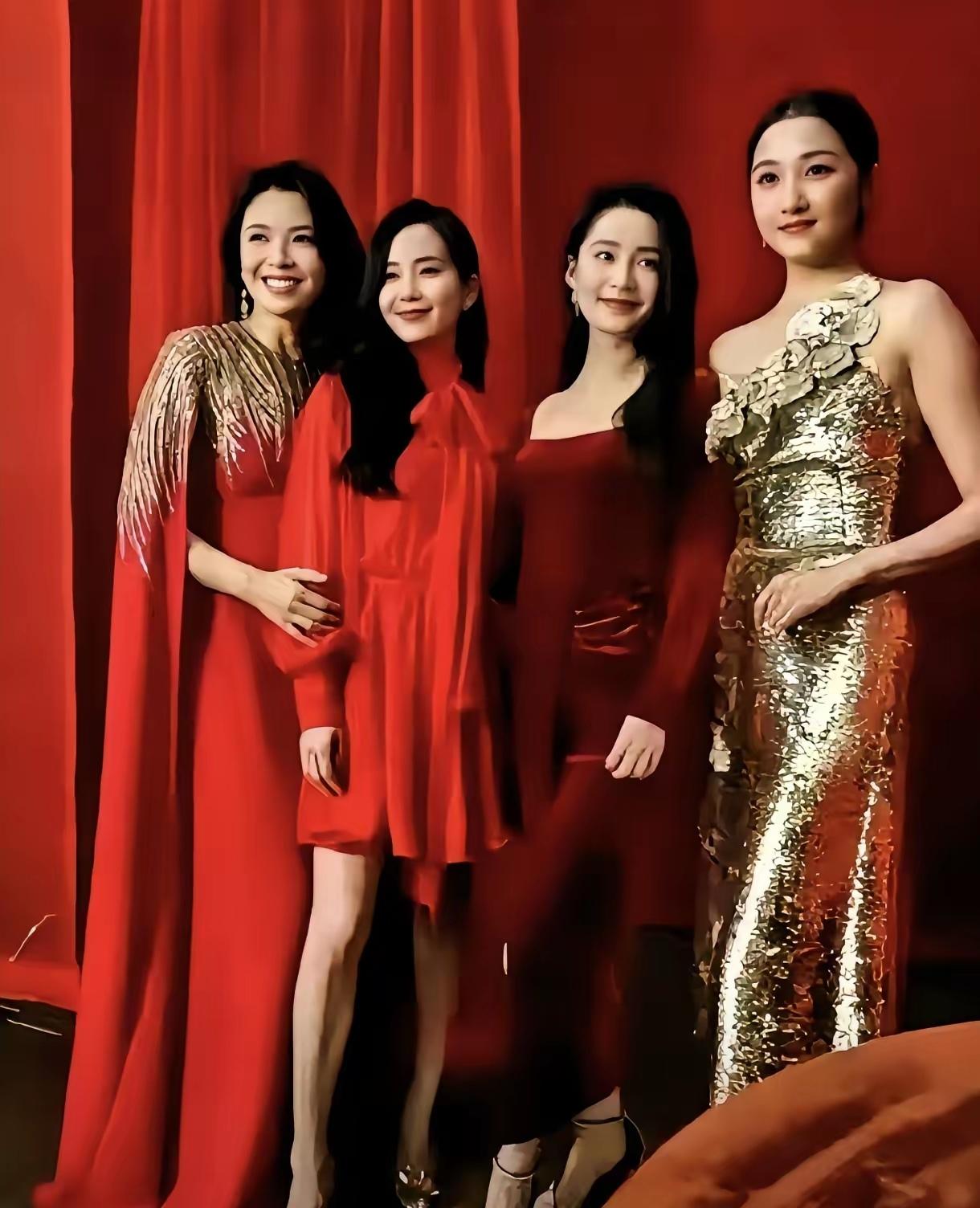 关晓彤要是不好看，那另外三个也别想好看！年轻就代表了美，如果最年轻的关晓彤都美不