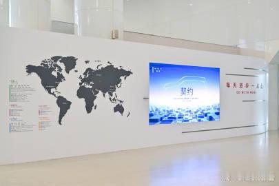 魏建军说车堪比教科书4月17日，魏牌V9X正式开启预售，预售价37.18万元起，