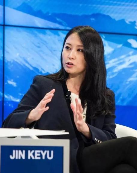 谁关心西方老头？爱波斯坦把金刻羽拖下水！瓜越来越大了！金刻羽这件事让人