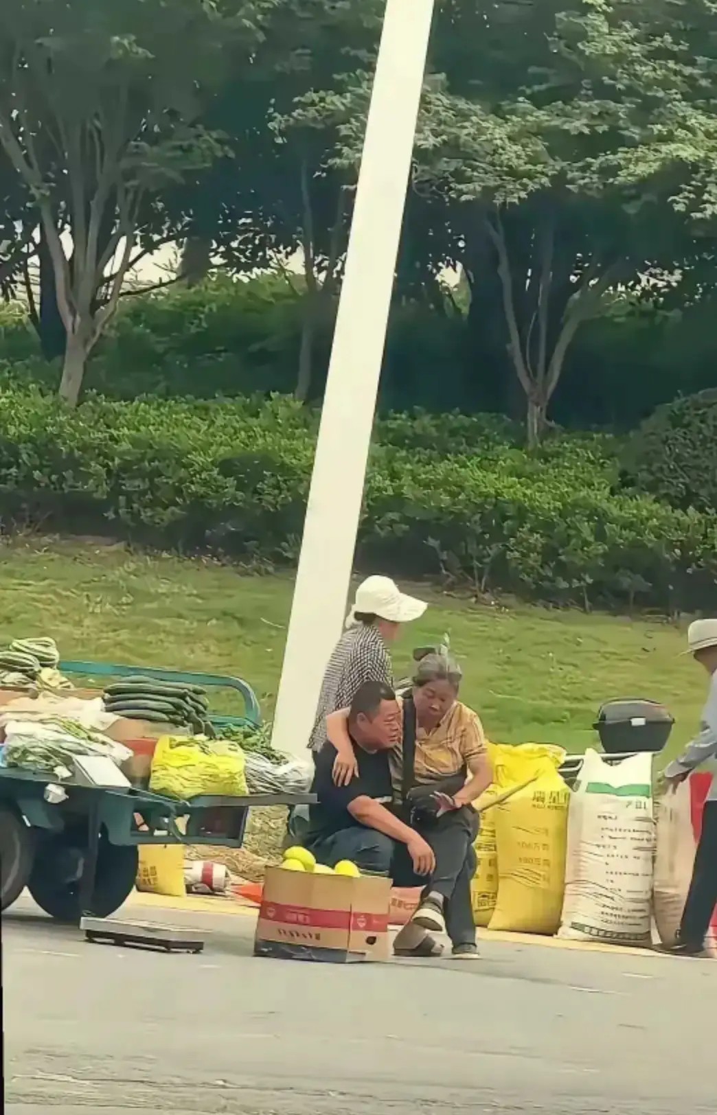 这个年龄了还爱的死去活来，还相信爱情，值得年轻人学习