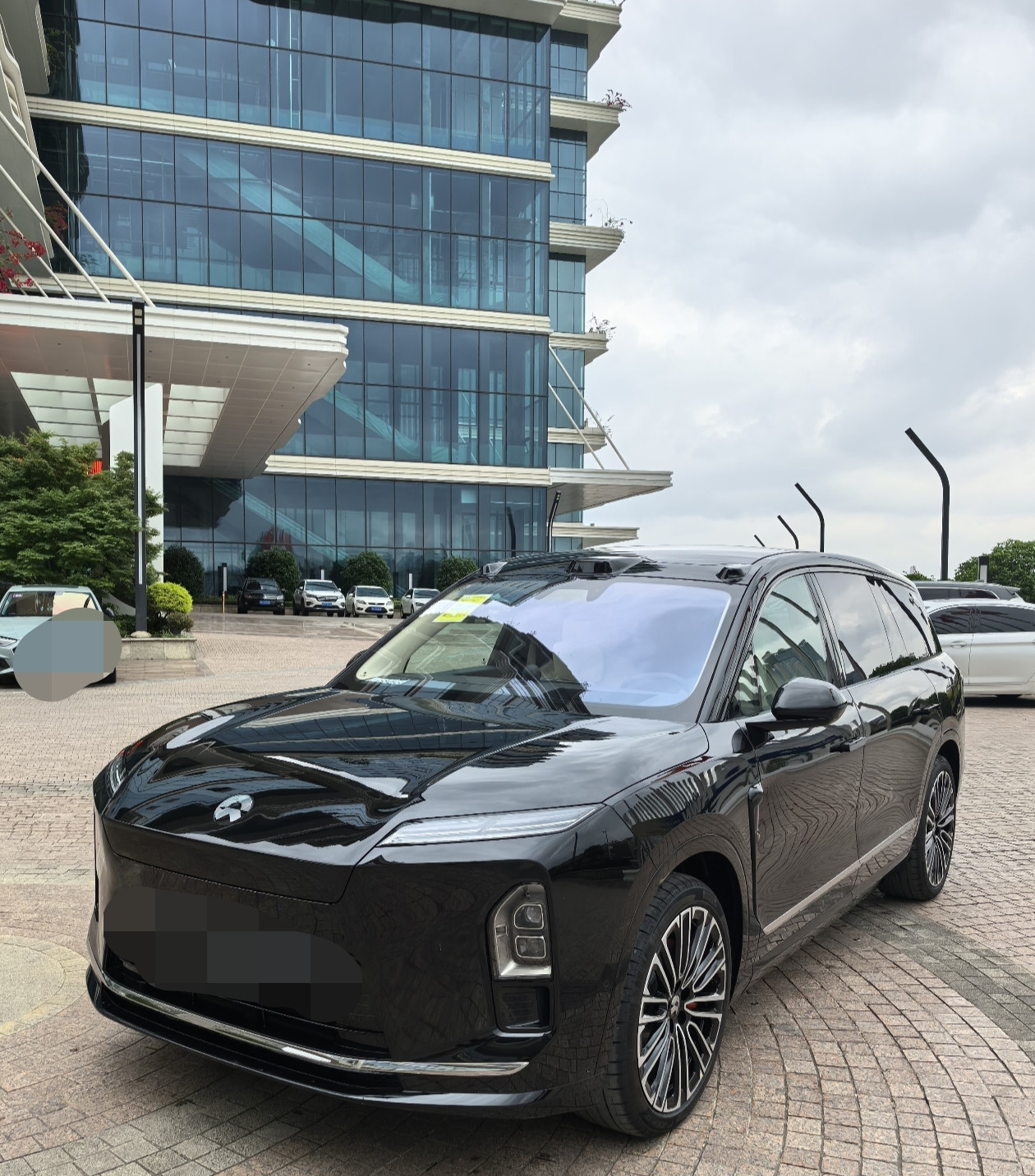 陪媳妇看车，试驾蔚来全新ES8