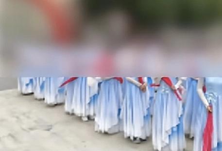 想得美，想得美想得美失效了！湖南一职业中专购买40套演出服，用完就退货，商家无