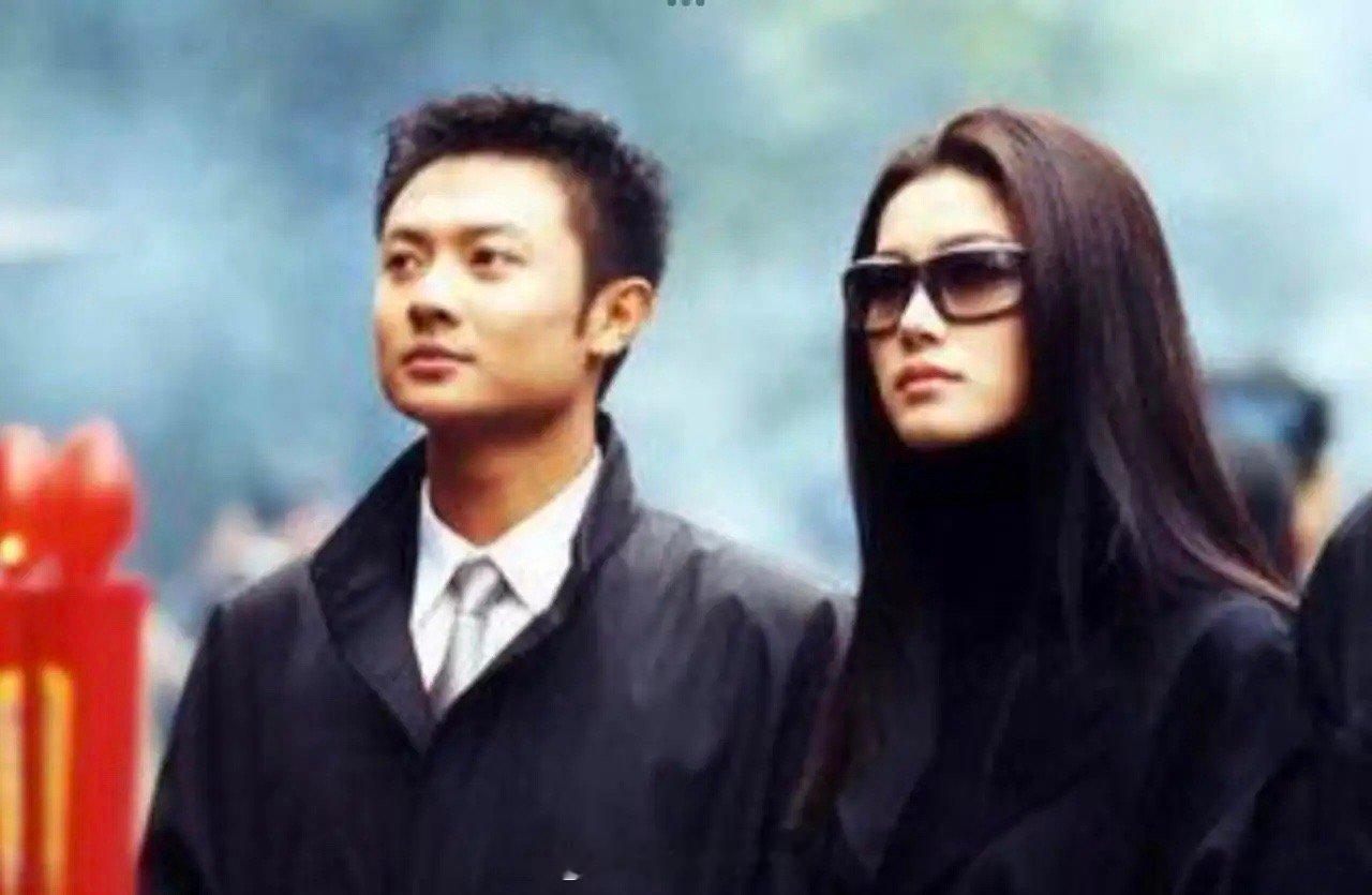 印小天晒和于娜合照，两人一起合作《我拿什么拯救你，我的爱人》，现在于娜胖的让网友