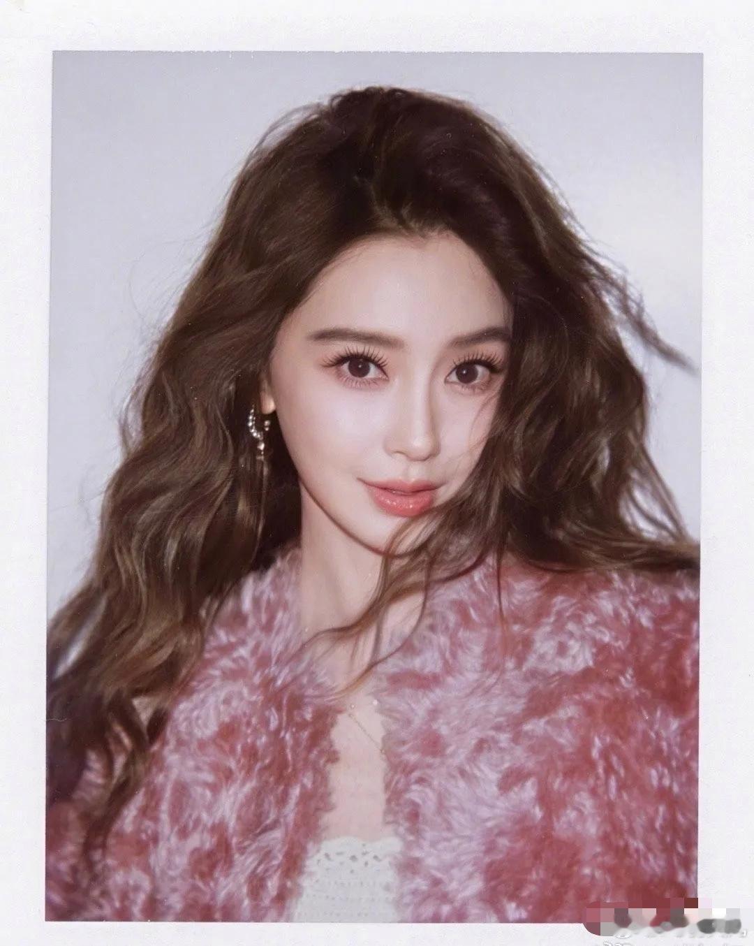 baby杨颖，太可惜了！跨年夜，一心想复出的Angelababy，突然冲上了热搜