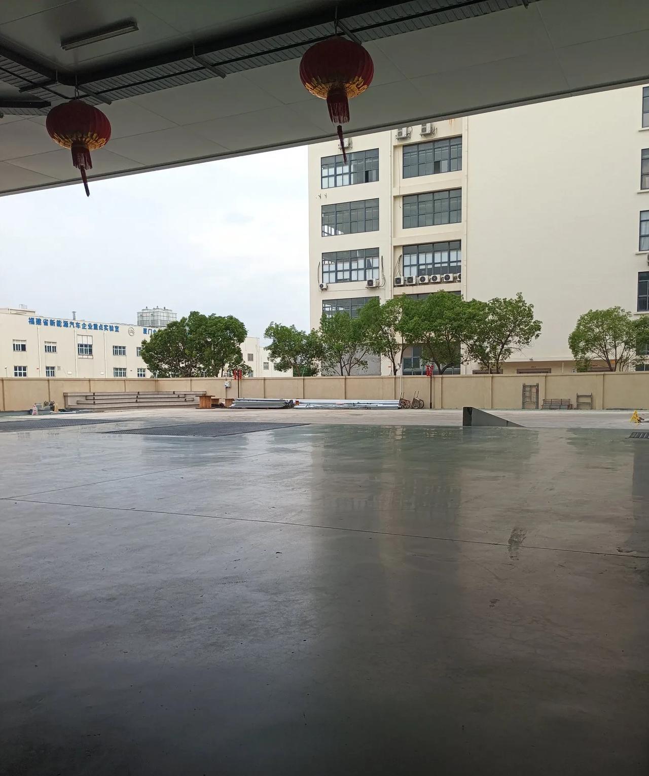 内心嚎哭的三大星座内心嚎哭的星座，天秤座肯定算一个。他们内心敏感又脆弱，可能旁