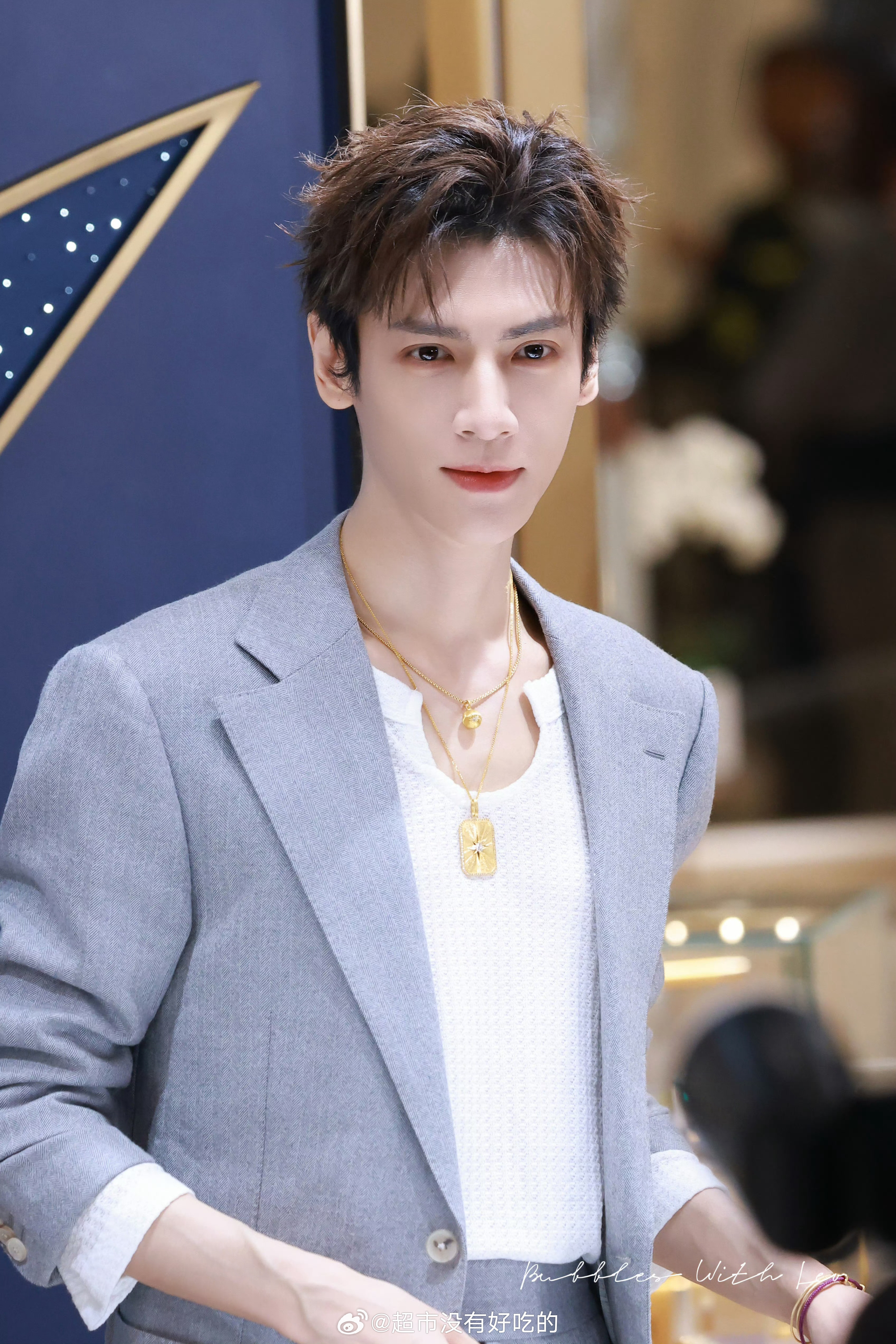 罗云熙七夕活动神图来了🔥七夕快乐​​​