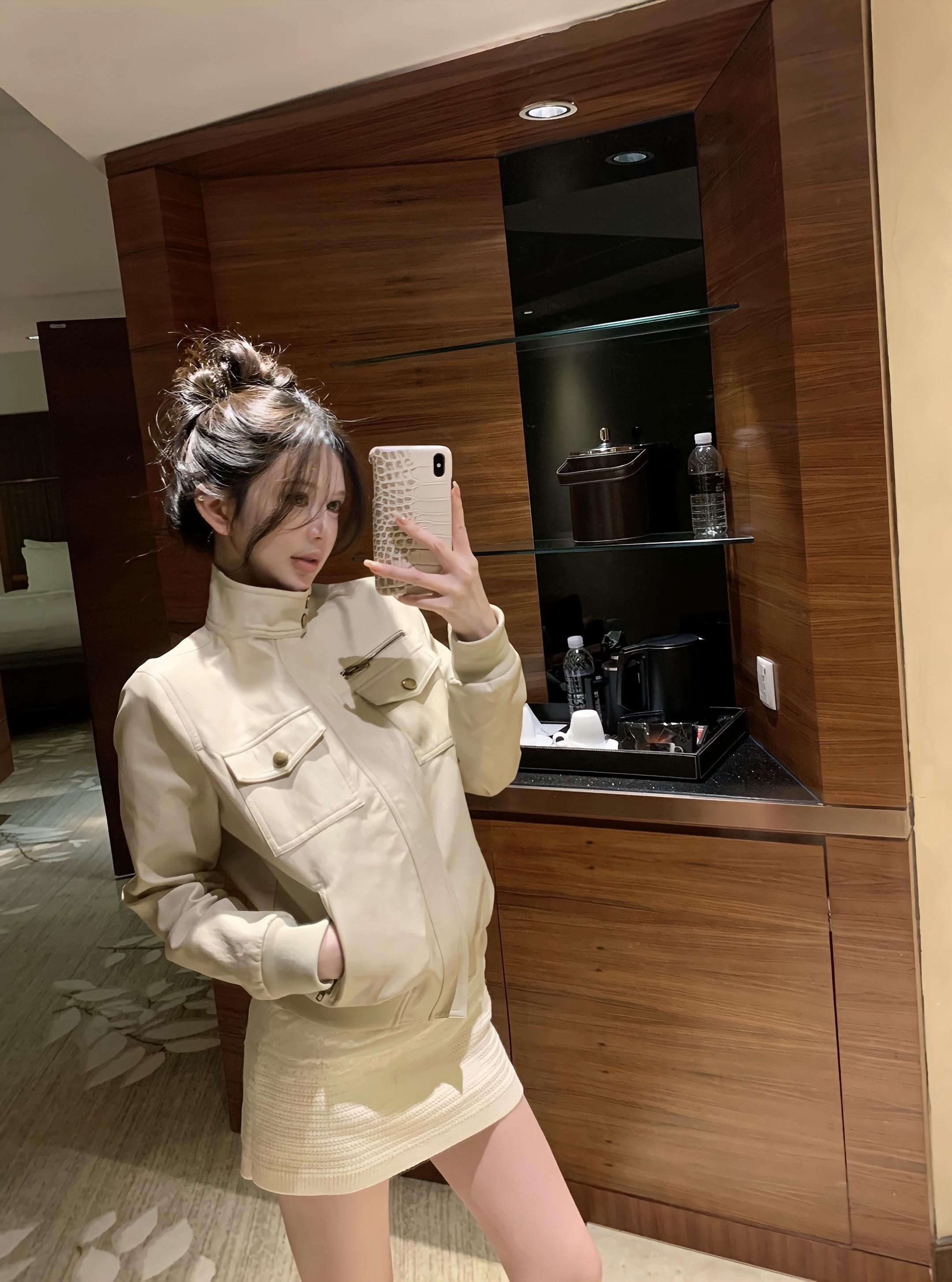 嘴上说着忘不了 转头就和别人好