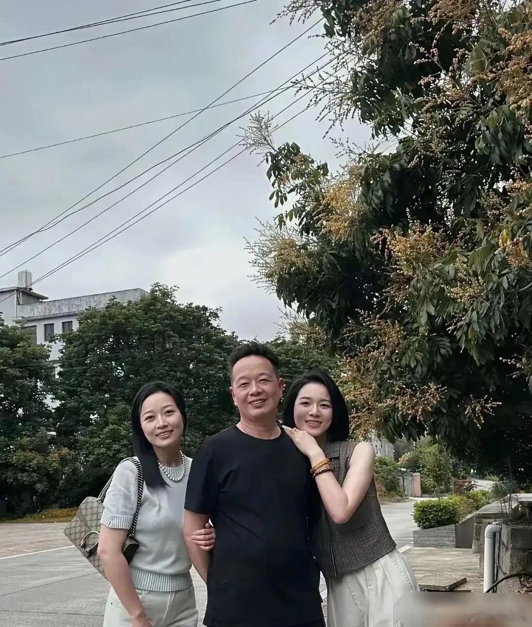 猜猜那个是女儿？