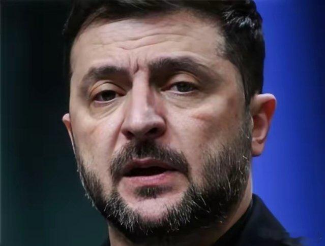 情况不妙，泽连斯基要北约当地时间12月24日，泽连斯基公开表示：乌克兰不会放弃加