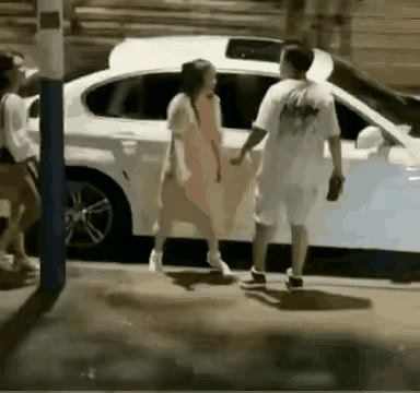 有的女孩真的不能太惯着，越惯越嚣张跋扈，得理不饶人，真以为男生就得无条件忍你一辈