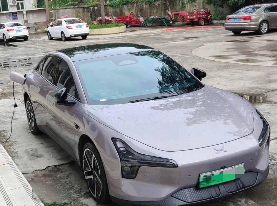 买电车半年以来，我渐渐明白了一个简单的道理，哪怕我使劲的开，一月花费也抵不上油车